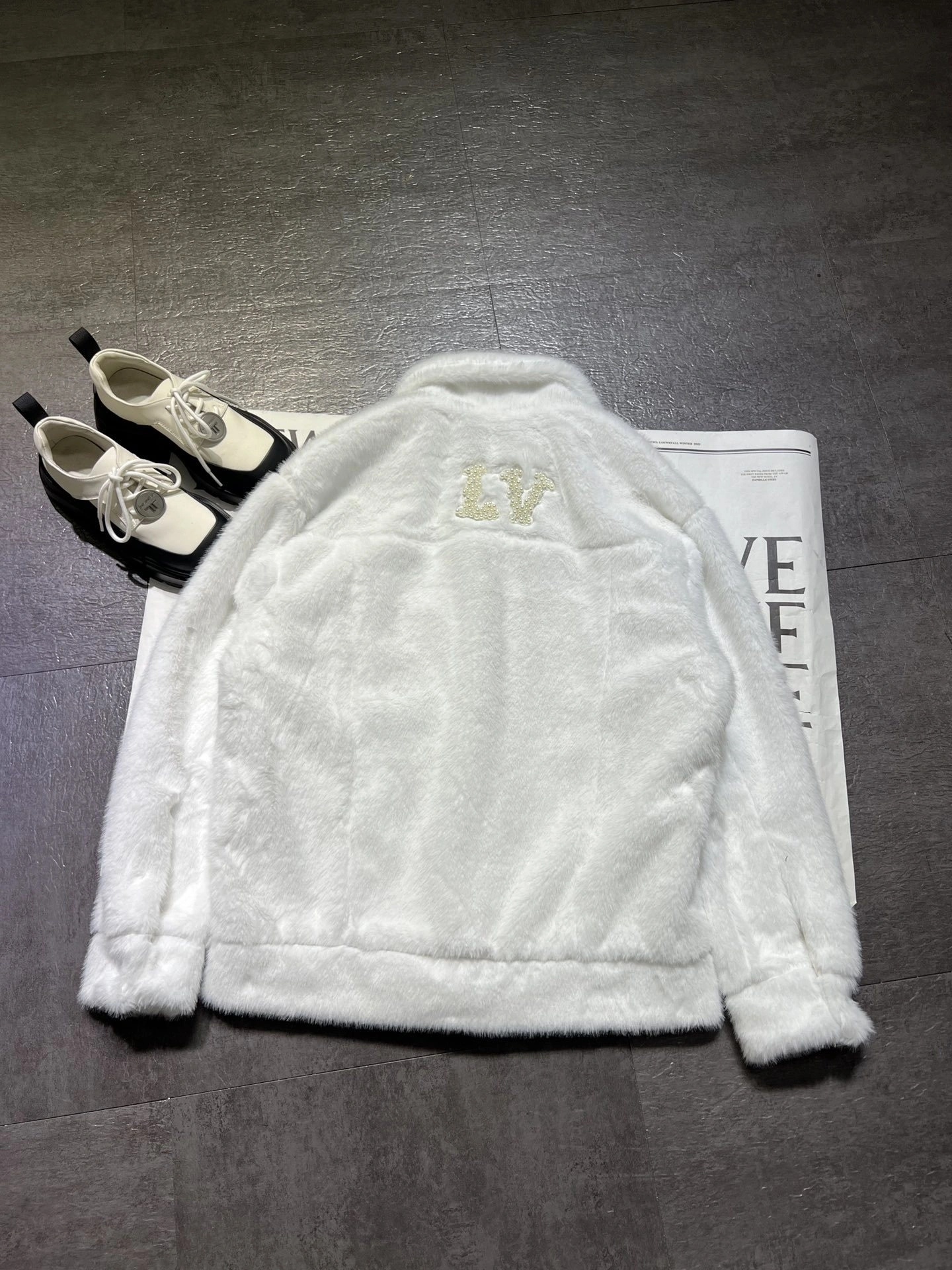 &wg.luxury-- 8V item:D-F244K1109